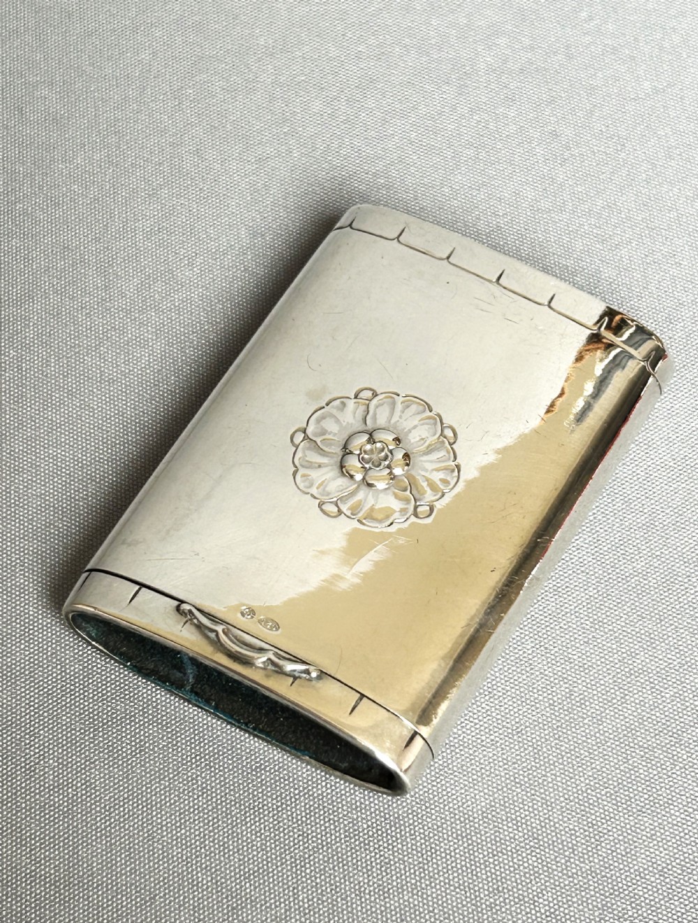 A fabulous Arts & Crafts Georg Jensen sliding vesta View V