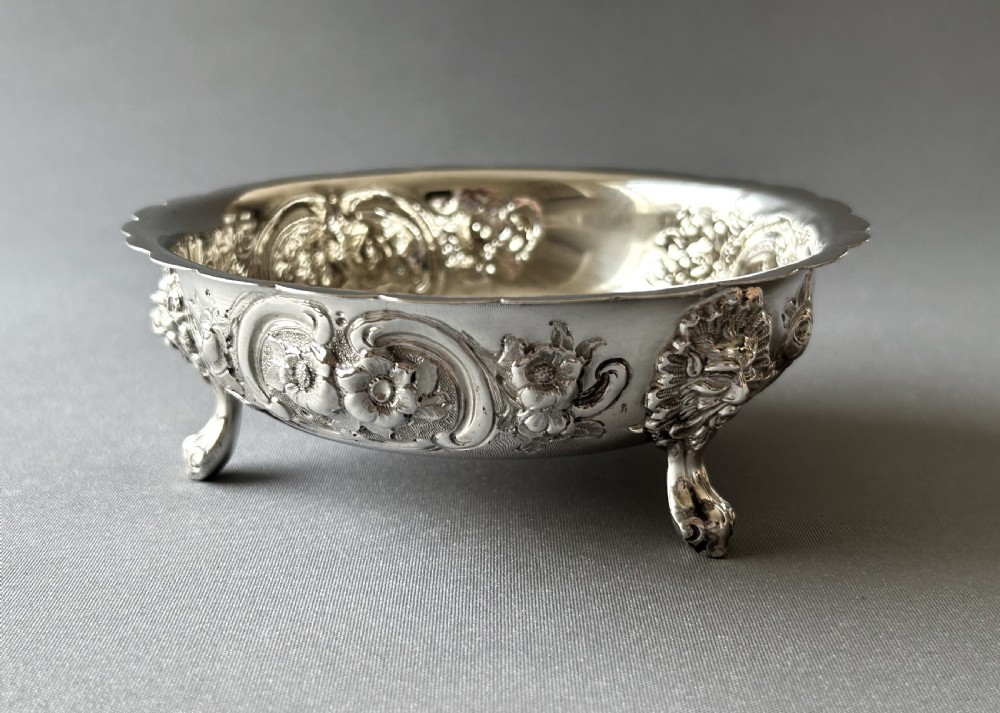 A gorgeous Victorian repousse silver bowl View II