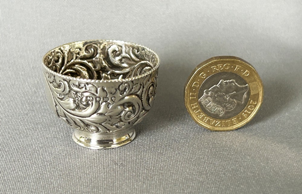 An exquisite Victorian silver miniature rosebowl View VI