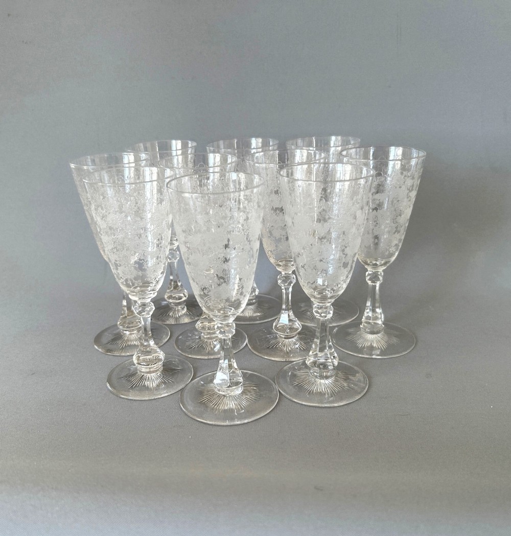 A stunning set of 10 Edwardian dessert wine flutes