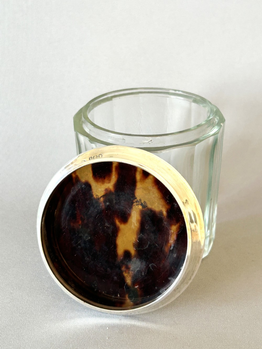 A gorgeous George V silver & tortoiseshell lidded vanity jar View V