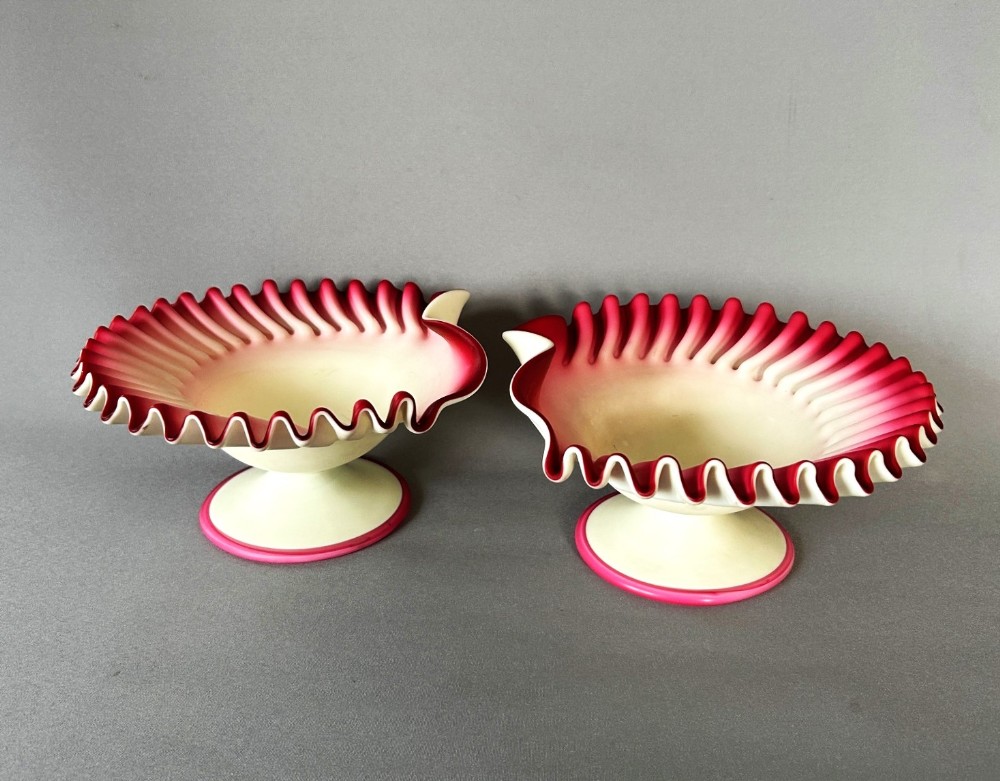 A Pair of Stevens & Williams glass shell dishes