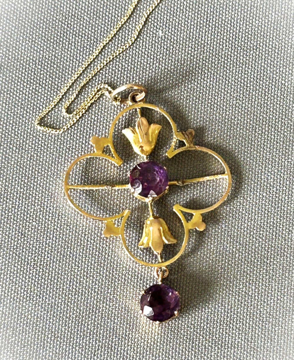 An exquisite Art Nouveau 9ct Gold & Amethyst Pendant Necklace View IV