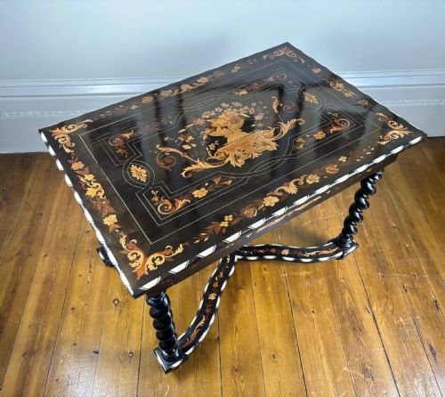 A DUTCH EBONISED MARQUETRY BONE INLAY TABLE 19TH CENTURY - ADDITIONAL PHOTO 10
