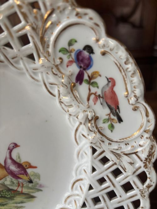 MEISSEN RETICULATED PLATE EXOTIC BIRDS 18801900 CROSSED SWORDS MARK - ADDITIONAL PHOTO 4