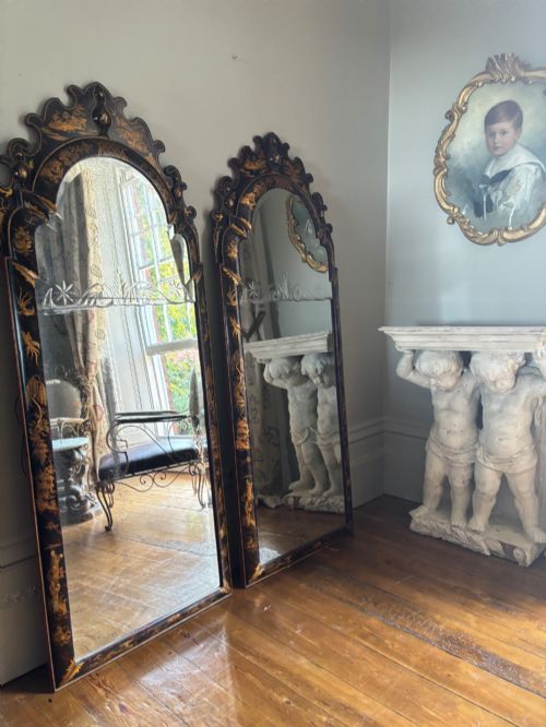 A PAIR OF QUEEN ANNE STYLE CHINOISERIE MIRRORS C 1880 - ADDITIONAL PHOTO 1
