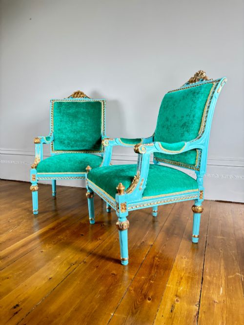 A PAIR OF FRENCH OPEN ARMCHAIRS C1850 - ADDITIONAL PHOTO 3