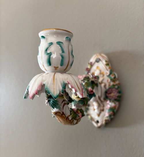 A SUPERB MEISSEN SINGLE CANDLE WALL SCONCE C1900 - ADDITIONAL PHOTO 4