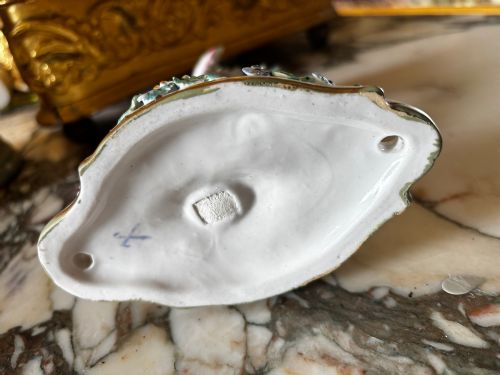 A SUPERB MEISSEN SINGLE CANDLE WALL SCONCE C1900 - ADDITIONAL PHOTO 6