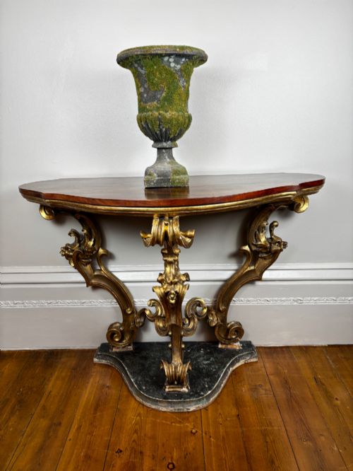 A LATE 18TH VENETIAN CENTURY GILT WOOD CONSOLE TABLE - ADDITIONAL PHOTO 7