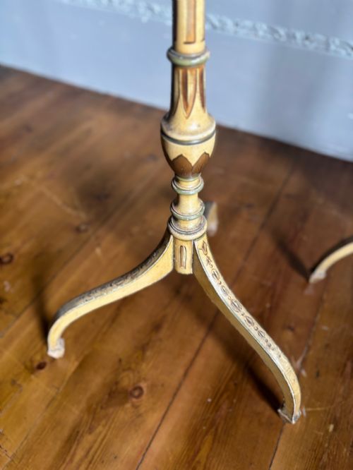 A PAIR OF HEPPLEWHITE POLE SCREENS ON SPADE FEET C1820 - ADDITIONAL PHOTO 11