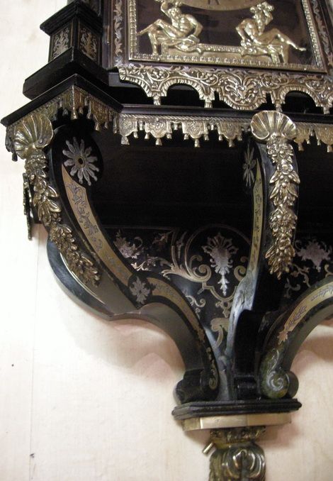 fig 1. A fine French Boulle Mantel clock with bracket