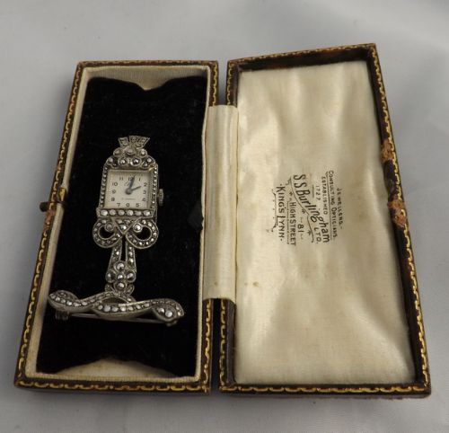 Ladies Art Deco Brooch Watch