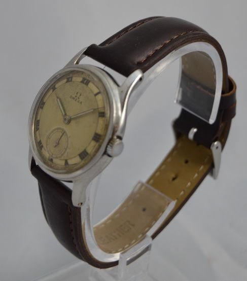 fig 1. 1939 Gents Omega Wirstwatch