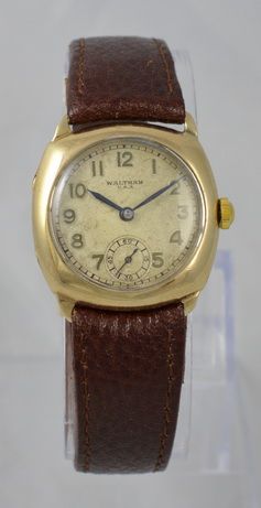 1935 9k Gold Waltham Wristwatch