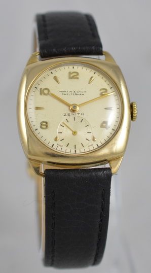 1951 9k Zenith Wristwatch