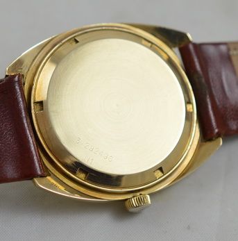 fig 1. 1970 Bulova Ambassador 9K Gold wristwatch, with box