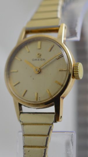 A Ladies 1960 Gold Omega Wristwatch