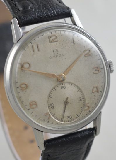 fig 1. 1944 Omega Stainless Steel 30T2 Wristwatch