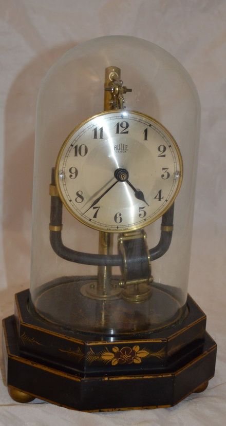 A Small Bulle Electric Clock