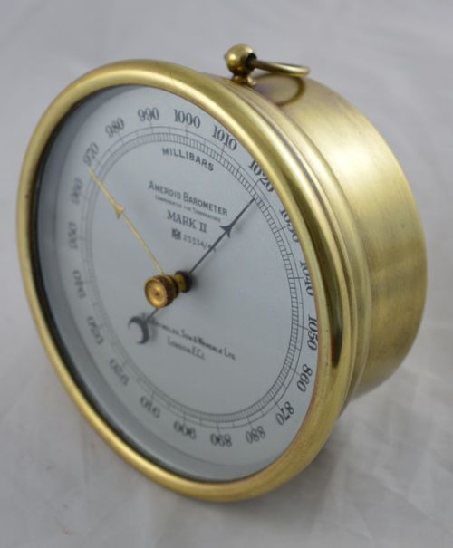 fig 1. WW 2 era Ships Type Barometer Reynolds, London