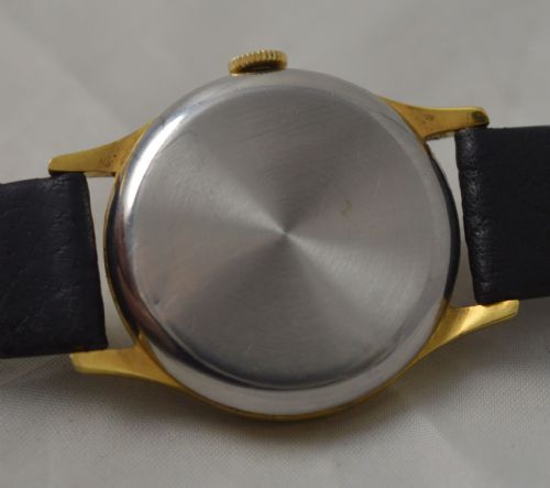fig 1. 1955 Smiths De Luxe Wristwatch