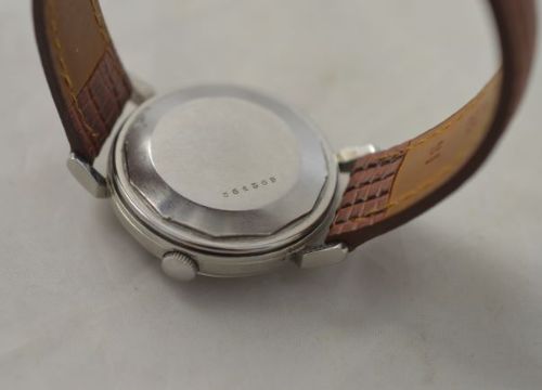 fig 1. Jaeger Le-Coultre Power Reserve Wristwatch