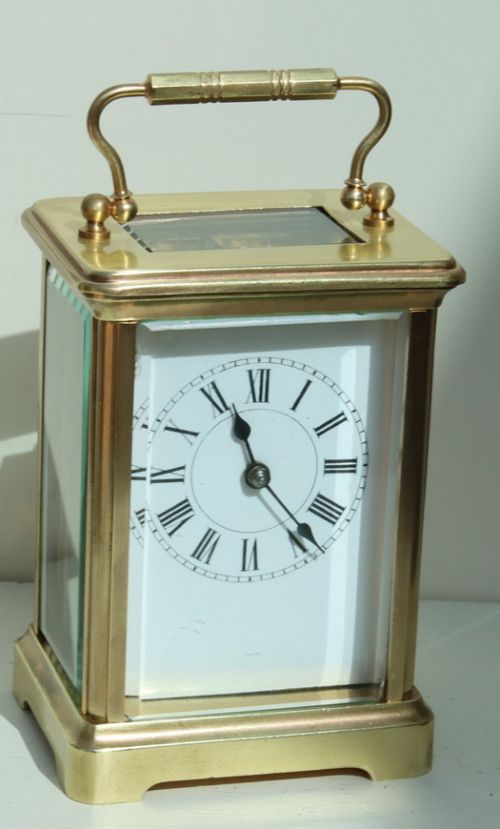 fig 1. A Carriage Clock & Original Travelling Box