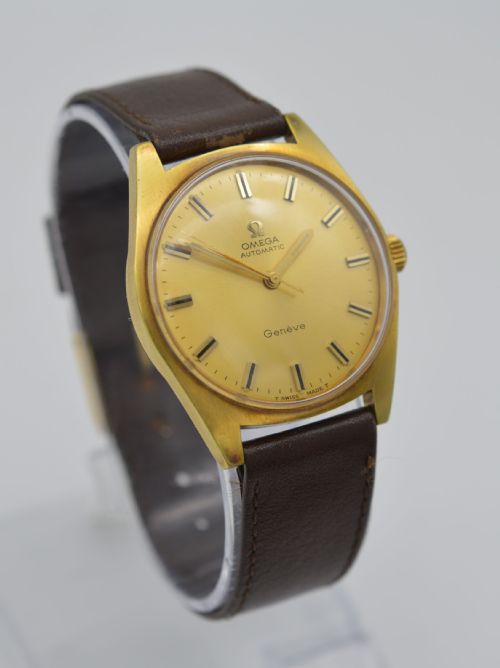 fig 1. 1971 Omega Geneve Wristwatch with Paperwork
