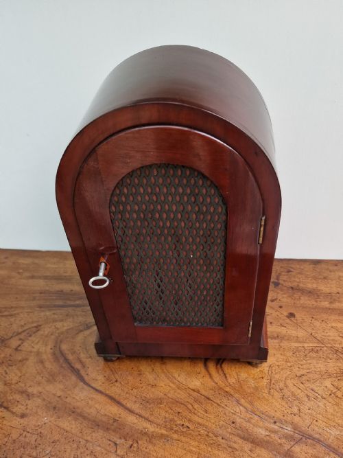 fig 1. Robert Wood, London Small Fusee Mantel Bracket Clock