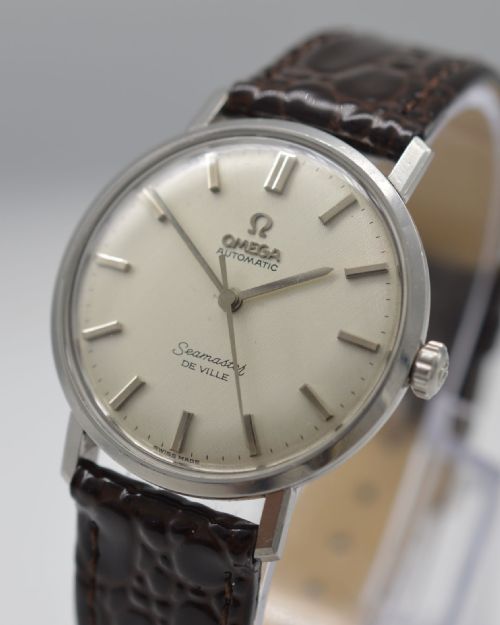 fig 1. 1963 Omega Seamaster De Ville 'linen' dial
