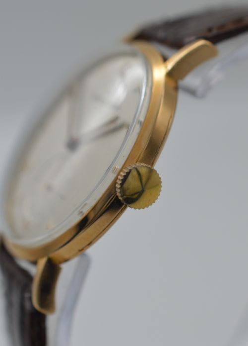 1950S JAEGERLECOULTRE 18K ROSE GOLD WRISTWATCH - ADDITIONAL PHOTO 1