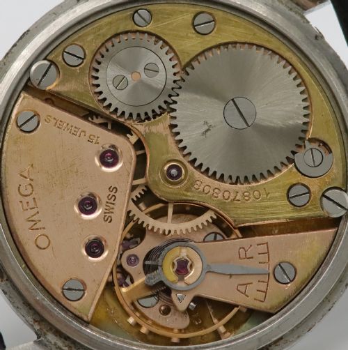 1944 OMEGA 'TEDDINGTON' RED STAR WRISTWATCH - ADDITIONAL PHOTO 5
