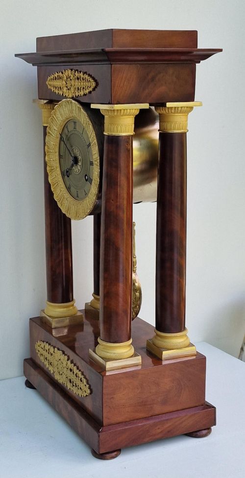 A FRENCH PORTICO CLOCK - ADDITIONAL PHOTO 5