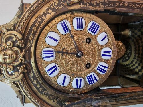 A FRENCH BOULLE TORTOISE SHELL MANTEL CLOCK WALL BRACKET - ADDITIONAL PHOTO 4