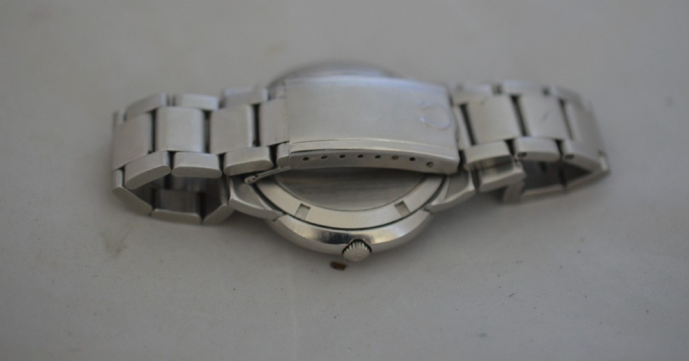 1969 Omega Dynamic Wristwatch View V