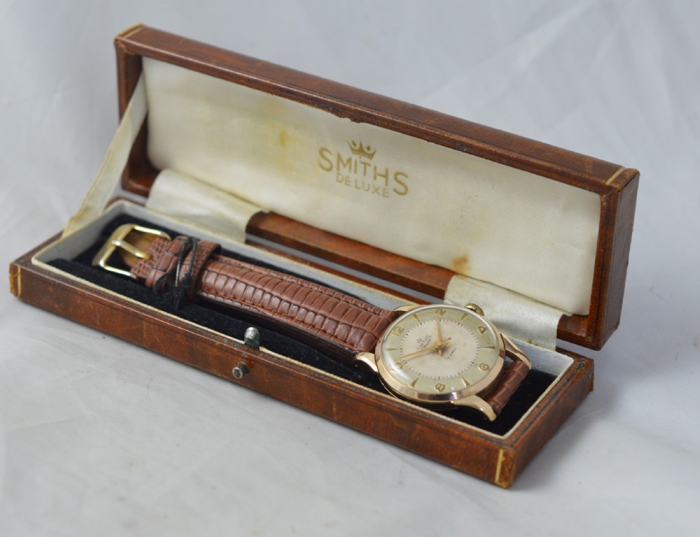 1955 9K Smiths De Luxe Wristwatch with box View VIII