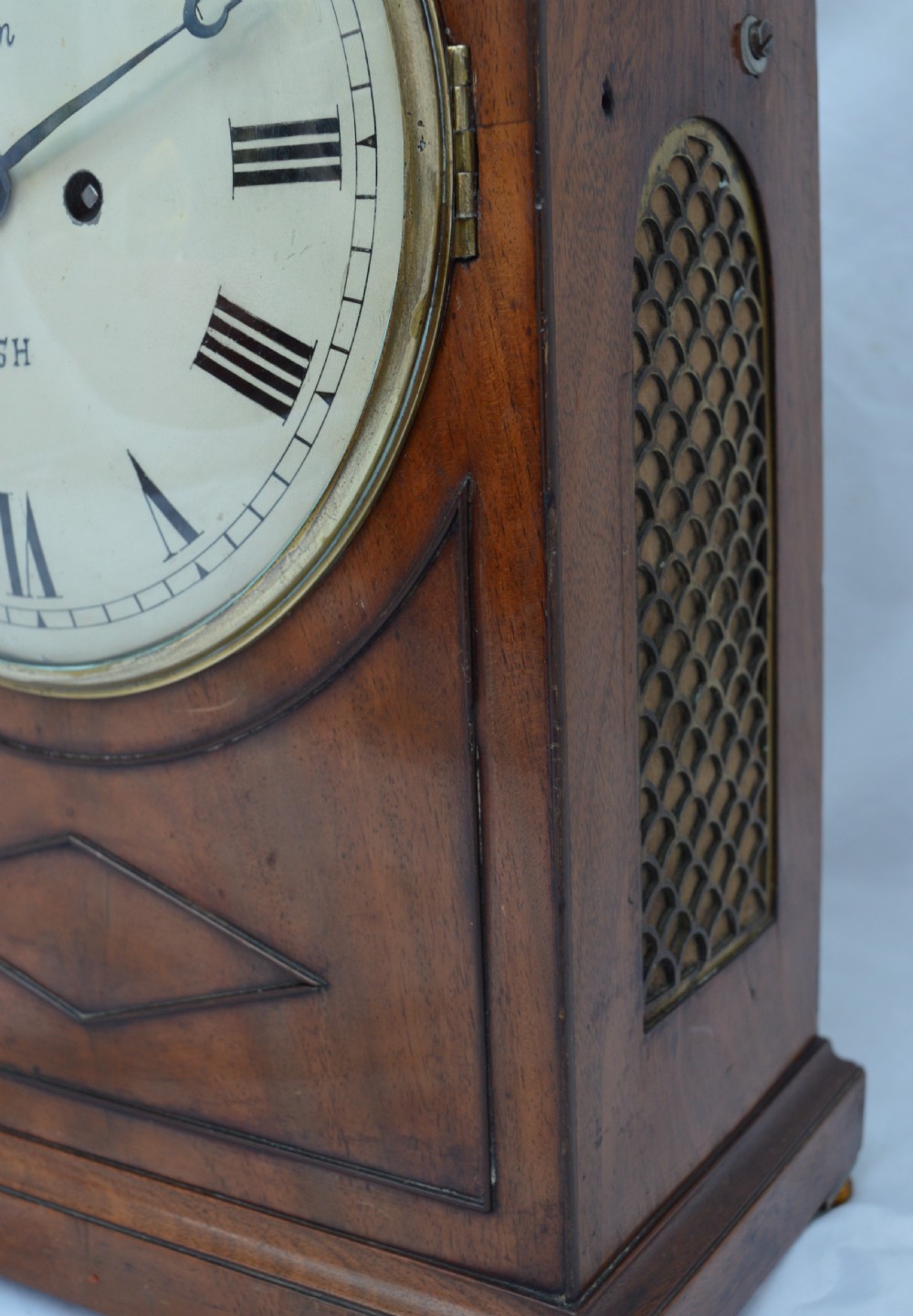 Mark Pain of Ash (Kent) Late Georgian Bracket Clock View VI