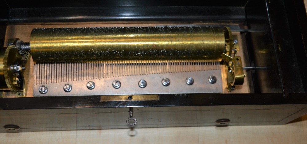 Victorian 8 air Swiss Musical Box View IV