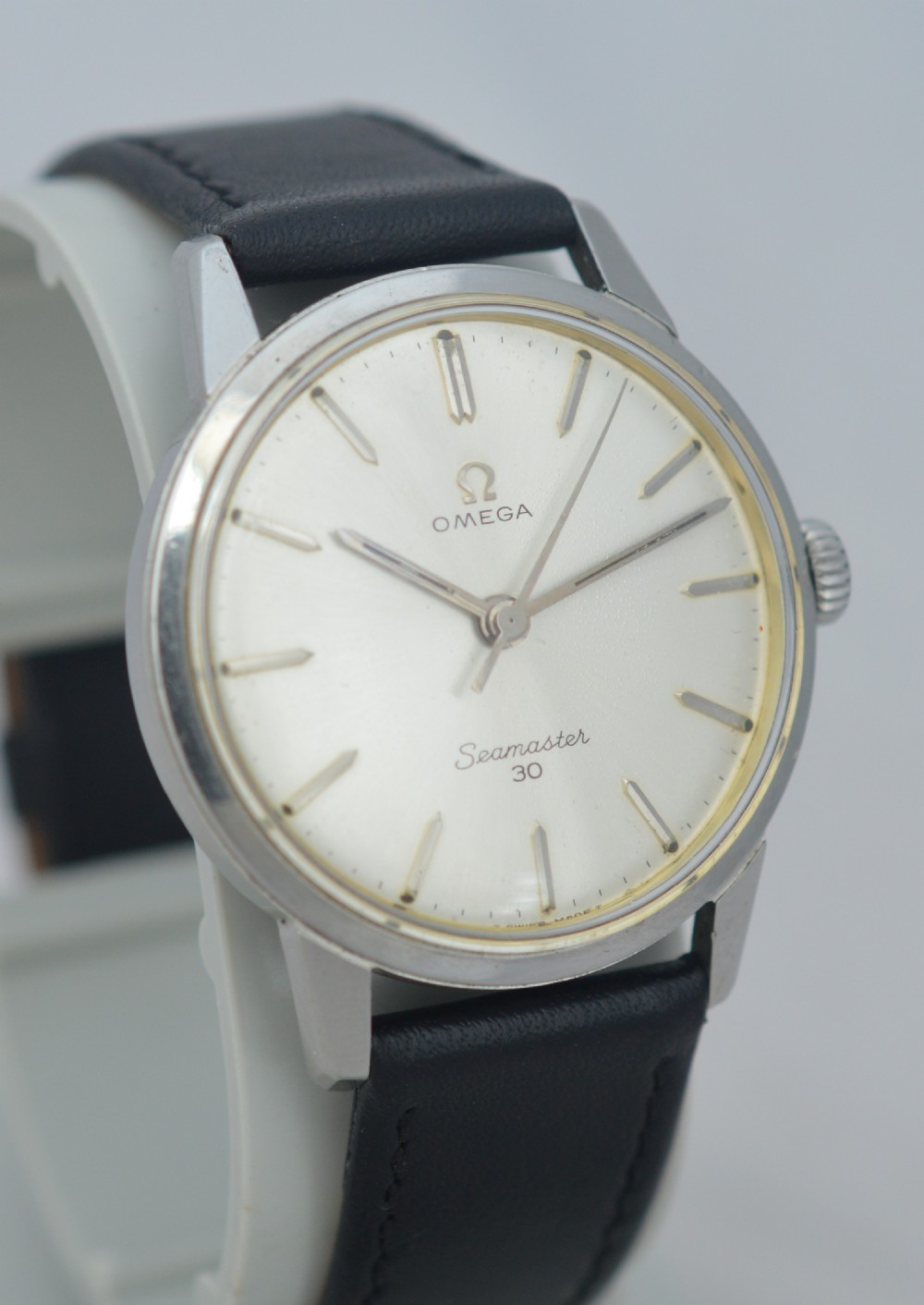 1964 Omega Seamaster 30 Wristwatch View V
