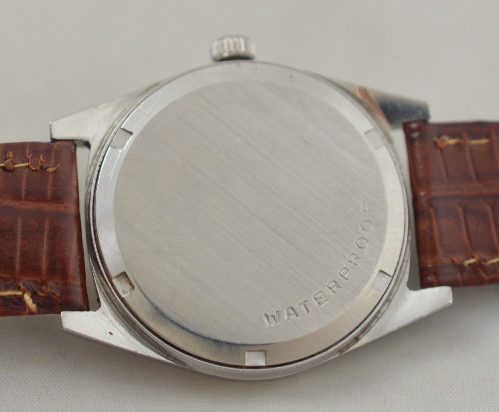Omega Geneve Gents Wristwatch View III