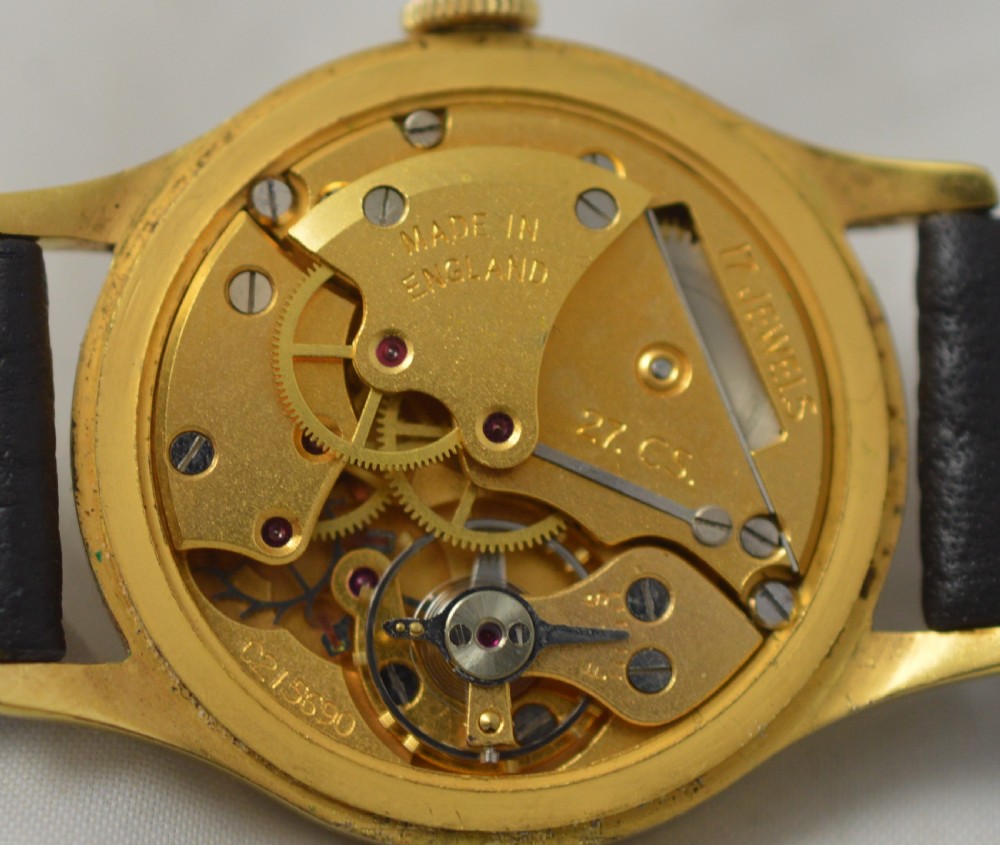 1955 Smiths De Luxe Wristwatch View VI