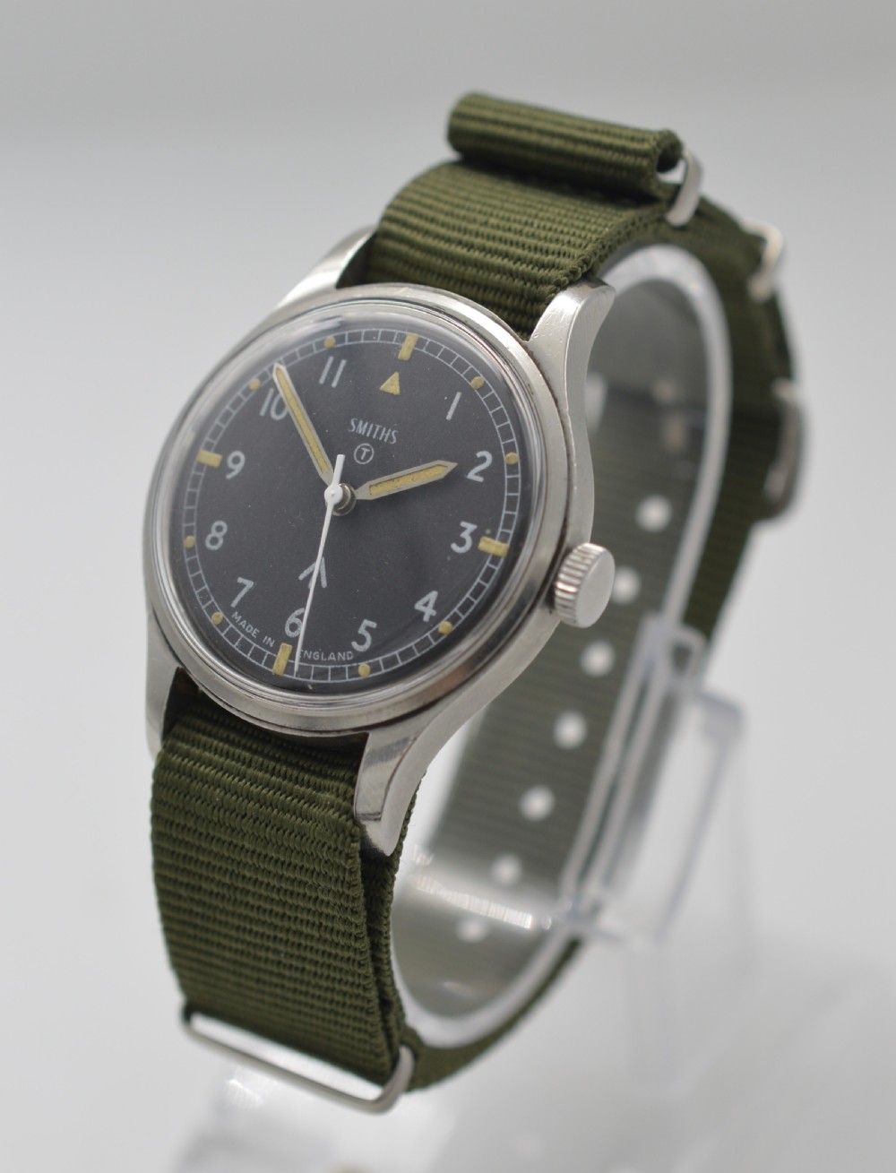 1968 Smiths W10 British Military Wristwatch View II