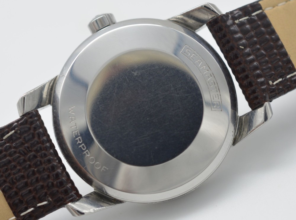 1955 Omega Seamaster 'beefy lugs' Wristwatch View V