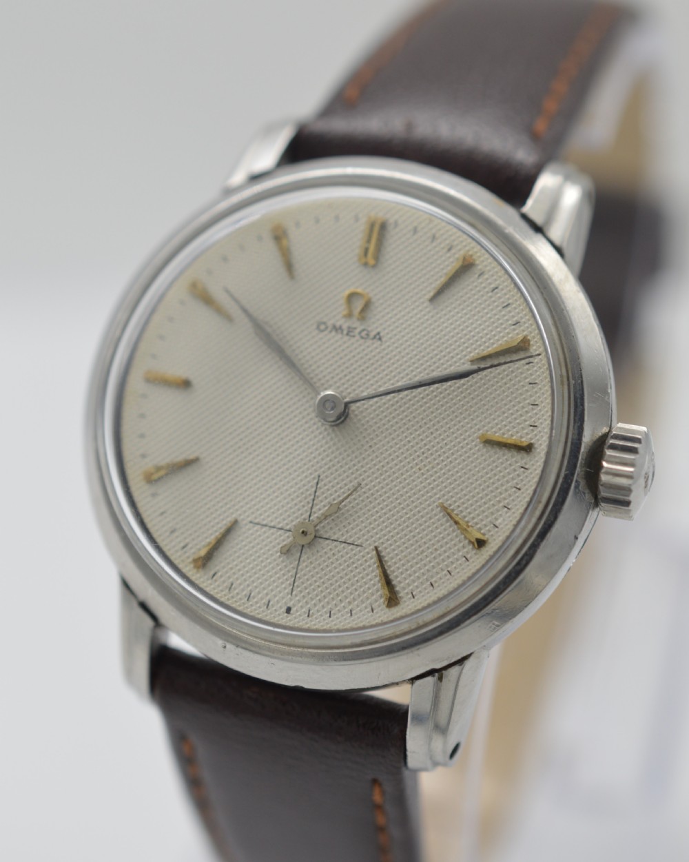 1941 Omega 'Honeycomb' Dial Wristwatch View II
