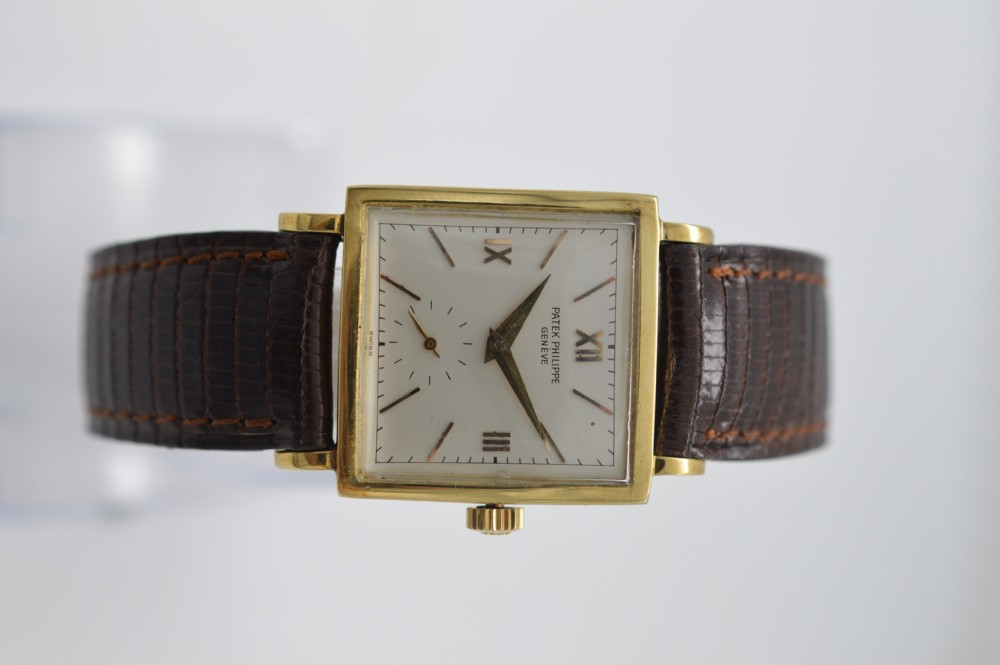 1960s Patek Philippe 18K Gold reference 3430 View XI