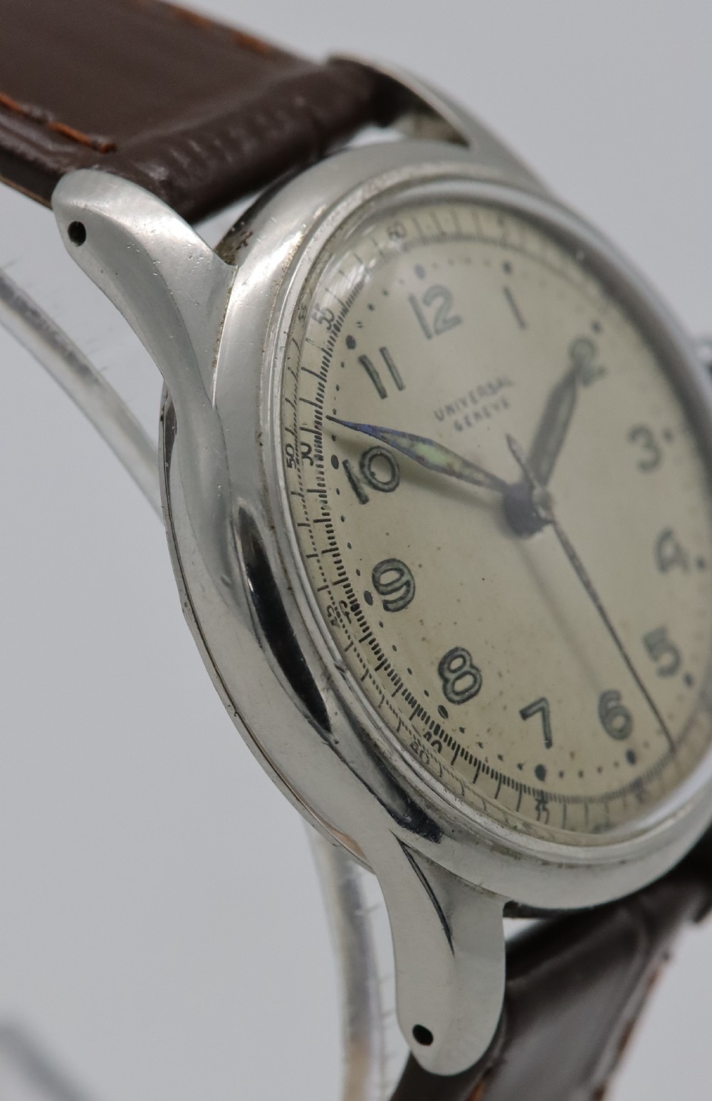 1949 Universal Geneve Stainless Steel Wristwatch View VII