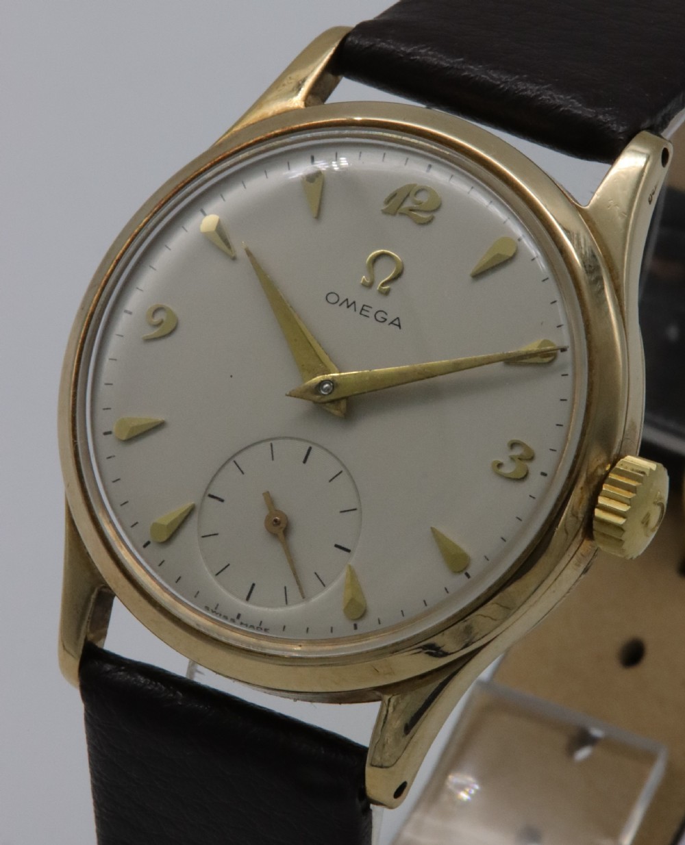 1952 Omega 9K Gold Wristwatch View II