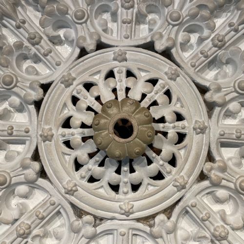 LATE VICTORIAN PAINTED PLASTER CEILING ROSE - ADDITIONAL PHOTO 3