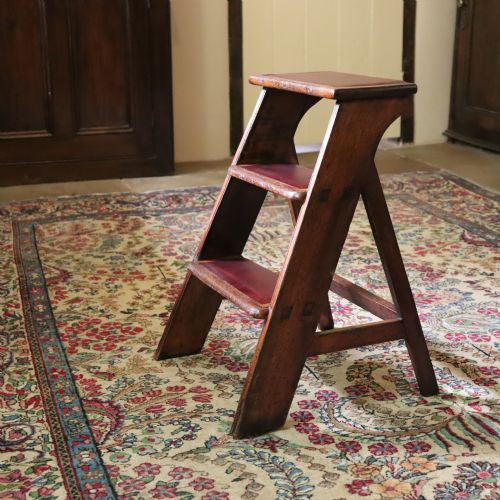 CIRCA 1850 ENGLISH MAHOGANY LIBRARY STEPS - ADDITIONAL PHOTO 3
